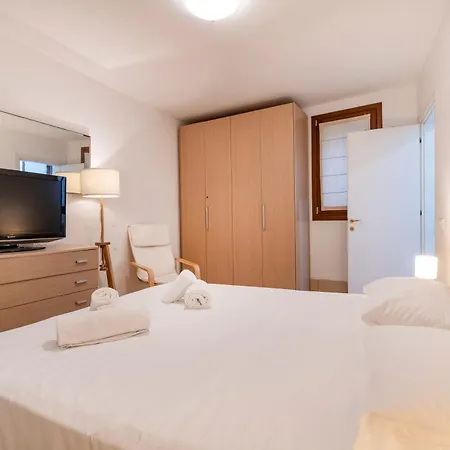 Ca' Spirito Santo דירה *